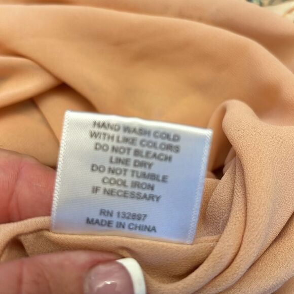 Rose + Olive peach floral ruffle long sleeve blouse Size S EUC - Picture 4 of 11